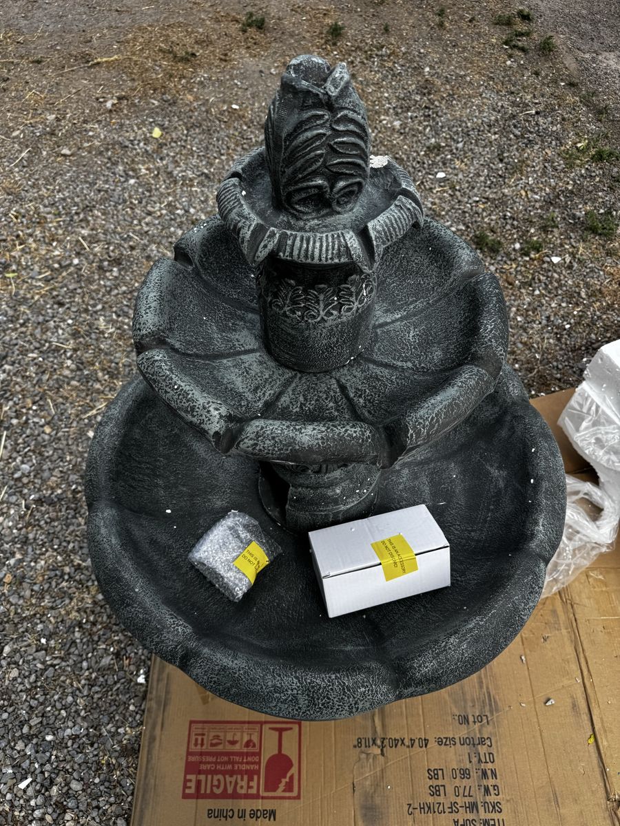 Main image 3