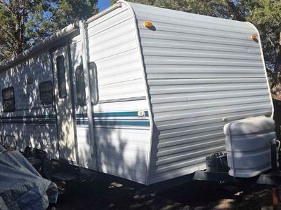 Road Ranger Travel Trailer - White, Well-Maintained Camp Trailer