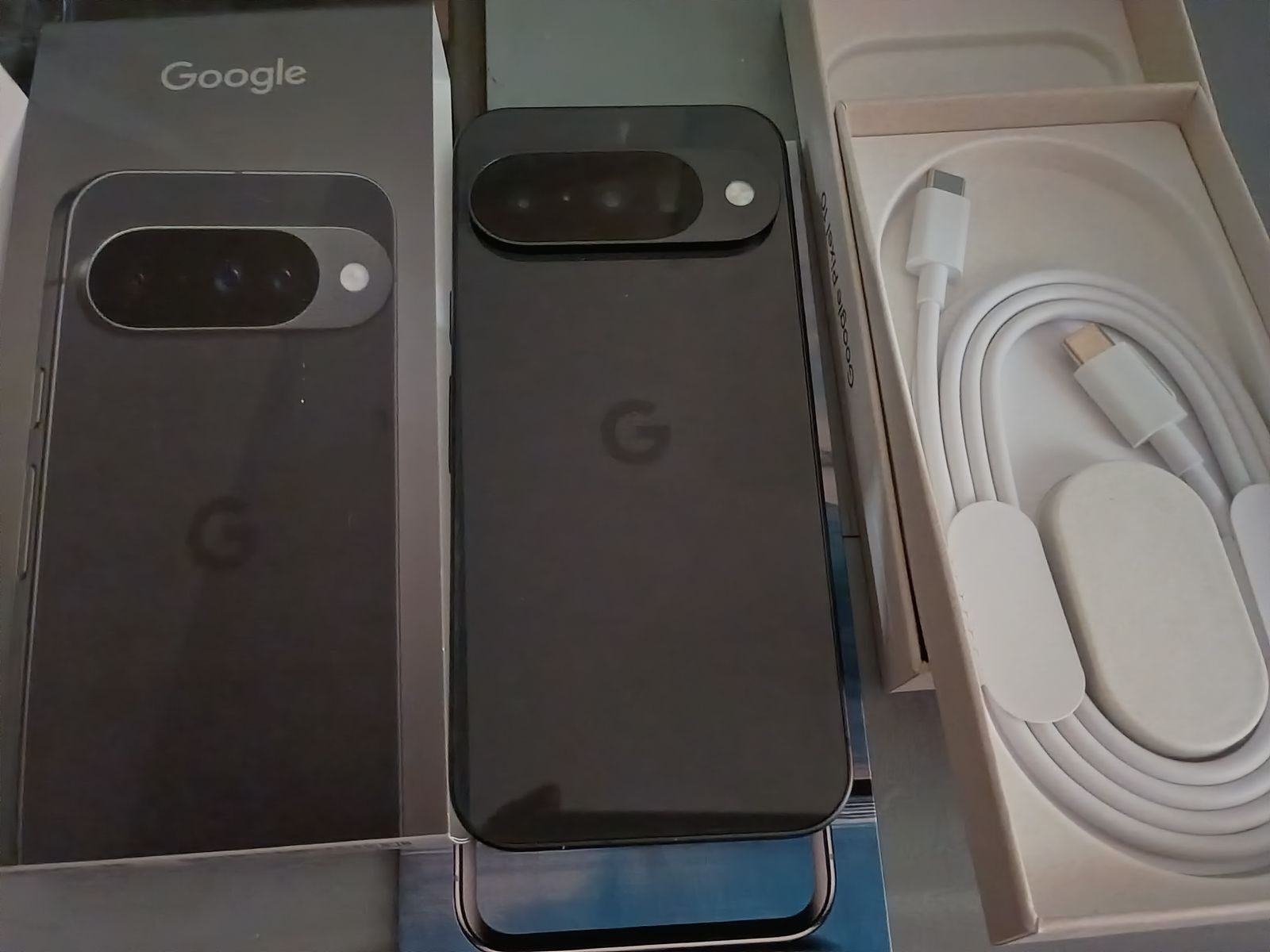 Google Pixel 10 128GB UNLOCKED - excellent cond