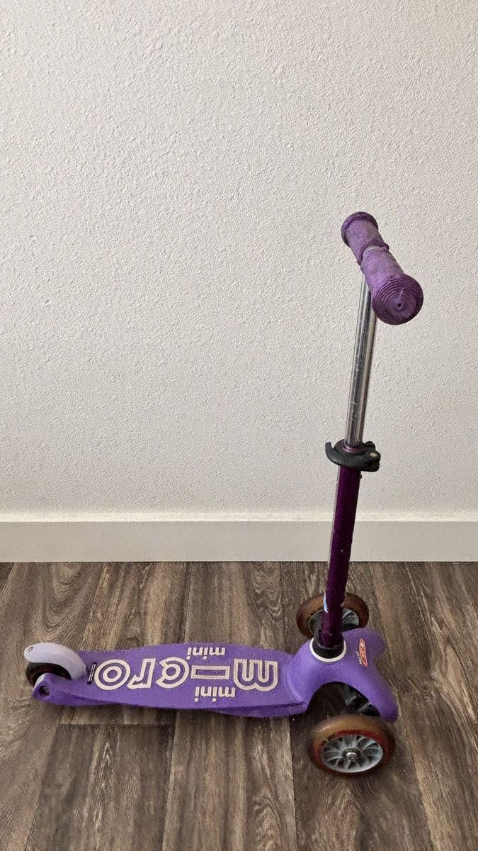 Micro Mini 3-Wheel Kick Scooter