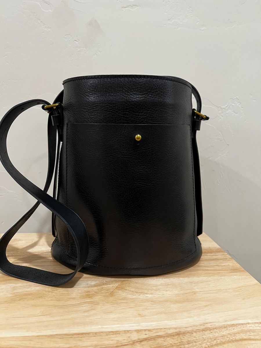 Madewell Black Leather Bucket Bag- Gold Buckle Accents- Women's Handbag
