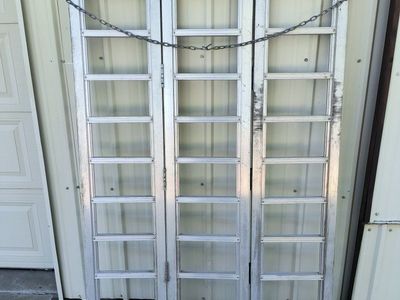 Foldable loading ramps. 45"-67"