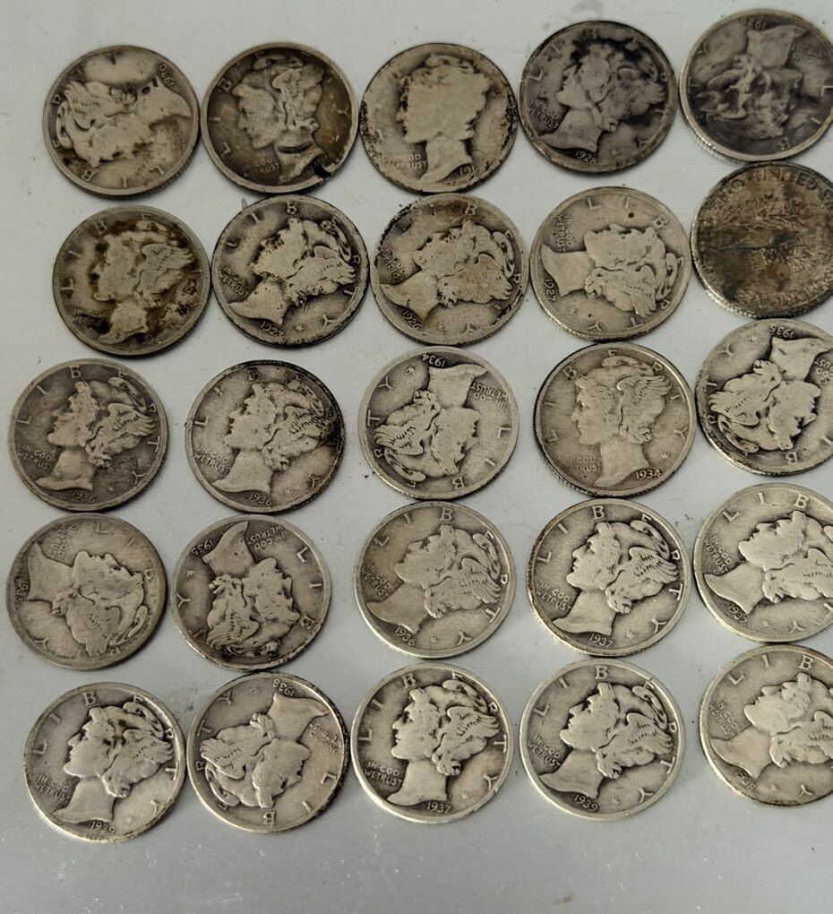 25 Silver Mercury Dimes 1918 To 1939
