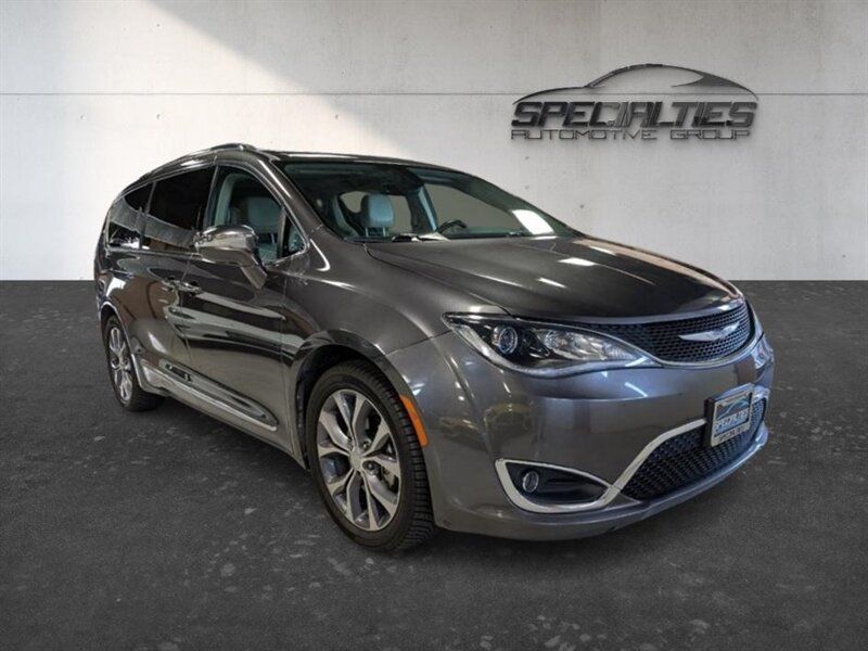 2017 Chrysler Pacifica Limited