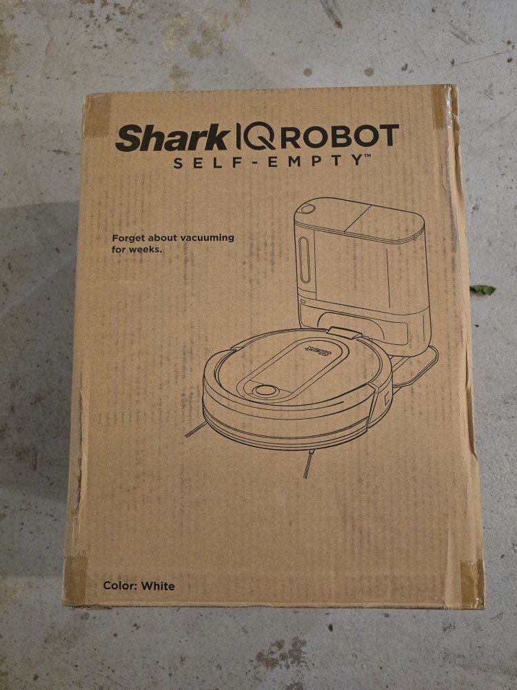 Shark IQ Robot Vacuum Self-empty White Wifi QR1000