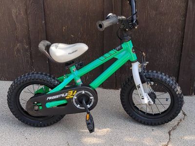 Royal rider freestyle 3 12" kids bike