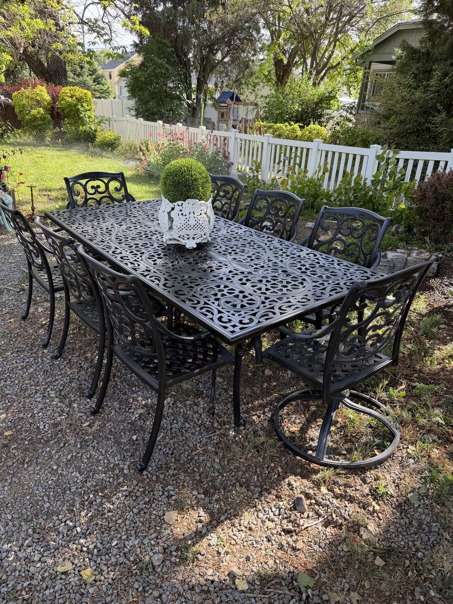 Outdoor Patio Dining Set Table 8 Chairs Cushions