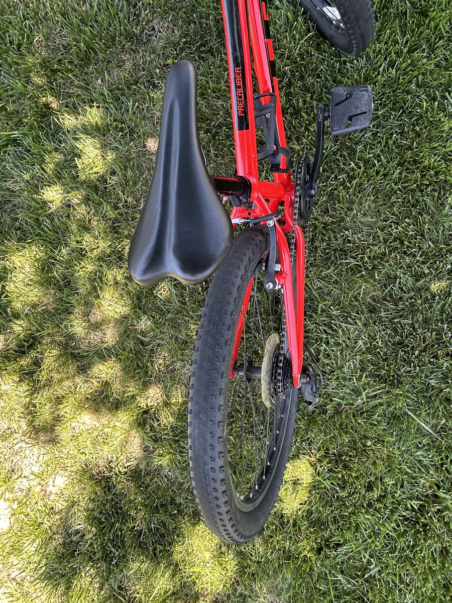 Main image 6