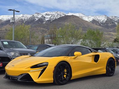 2023 McLaren Artura Base