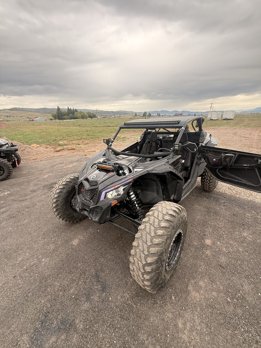 2023 Can am maverick X3 XRS turbo RR smart shock