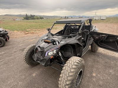 2023 Can am maverick X3 XRS turbo RR smart shock