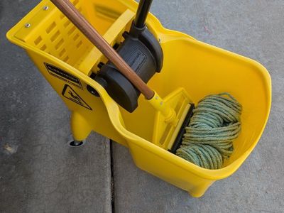 Rubbermaid Commercial Yellow Mop Bucket with Wringer and Mop