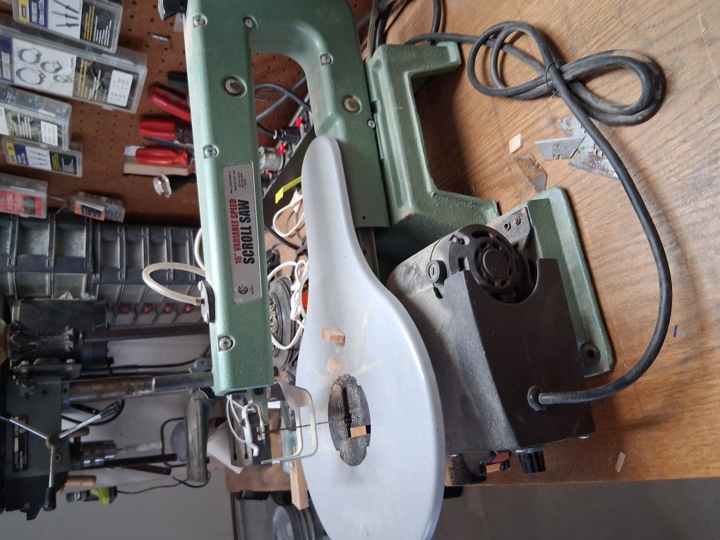 central Machinery 16" variable speed "saw