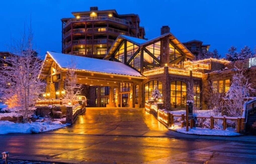 Amazing 2 Bedroom Villa For Rent In Park City!