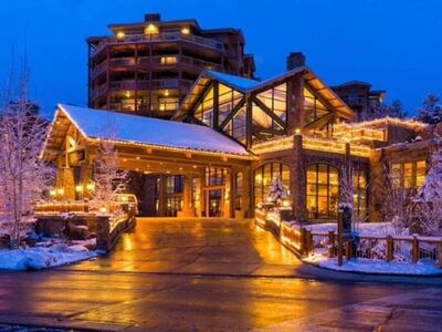 Amazing 2 Bedroom Villa For Rent In Park City!