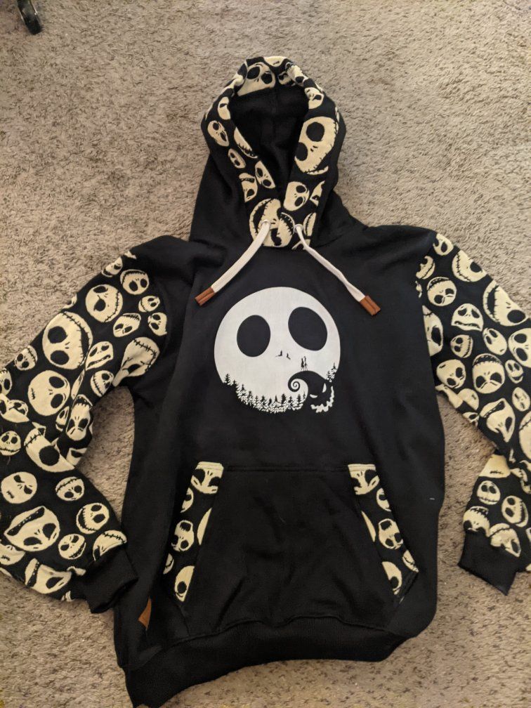 Nightmare Before Christmas Hoodie size L