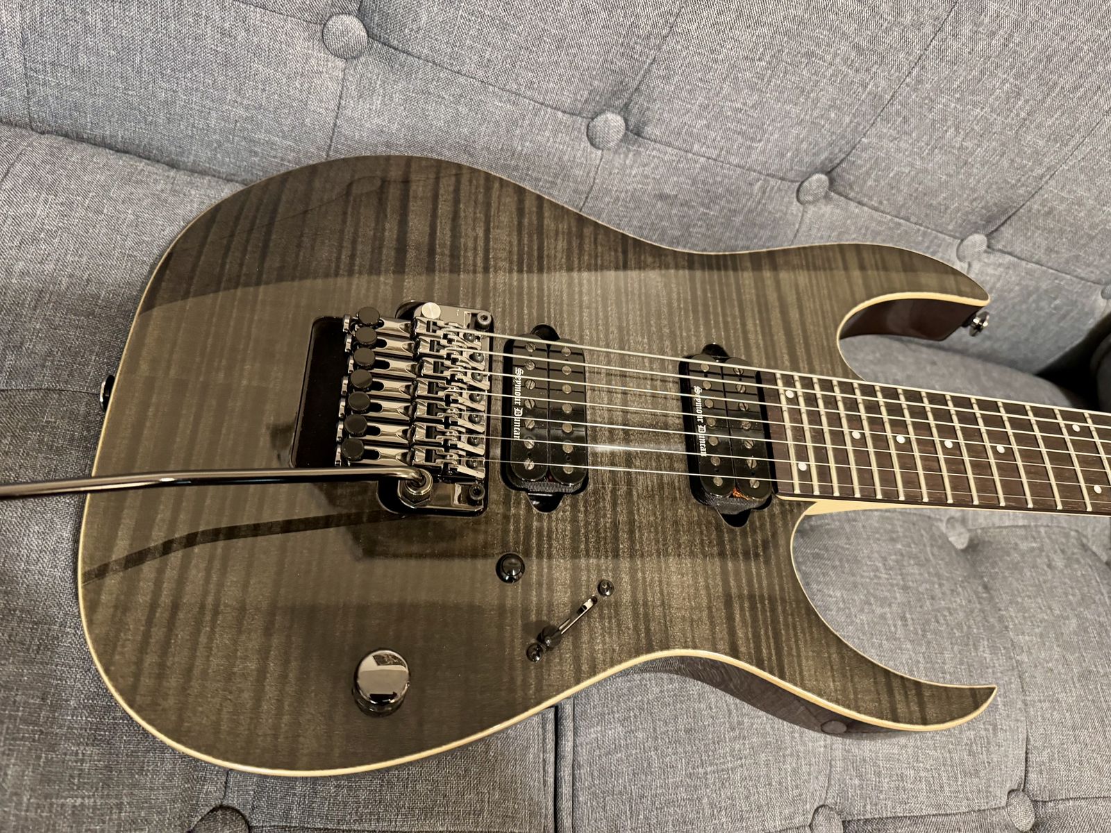 Ibanez RG3727