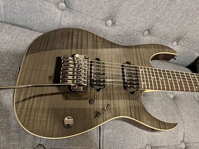 Ibanez RG3727