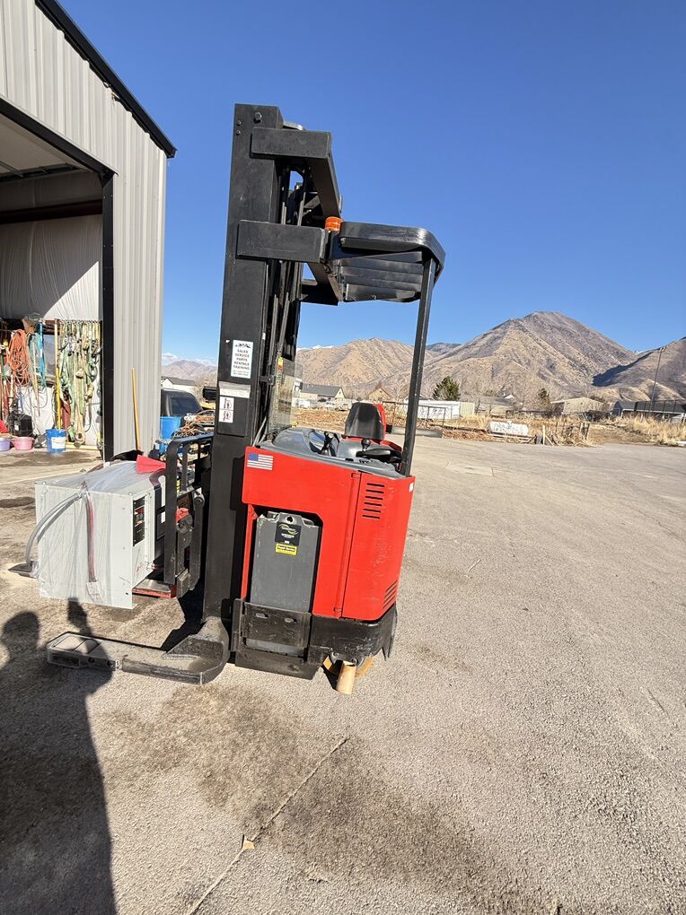 Raymond Electric Standup Forklift