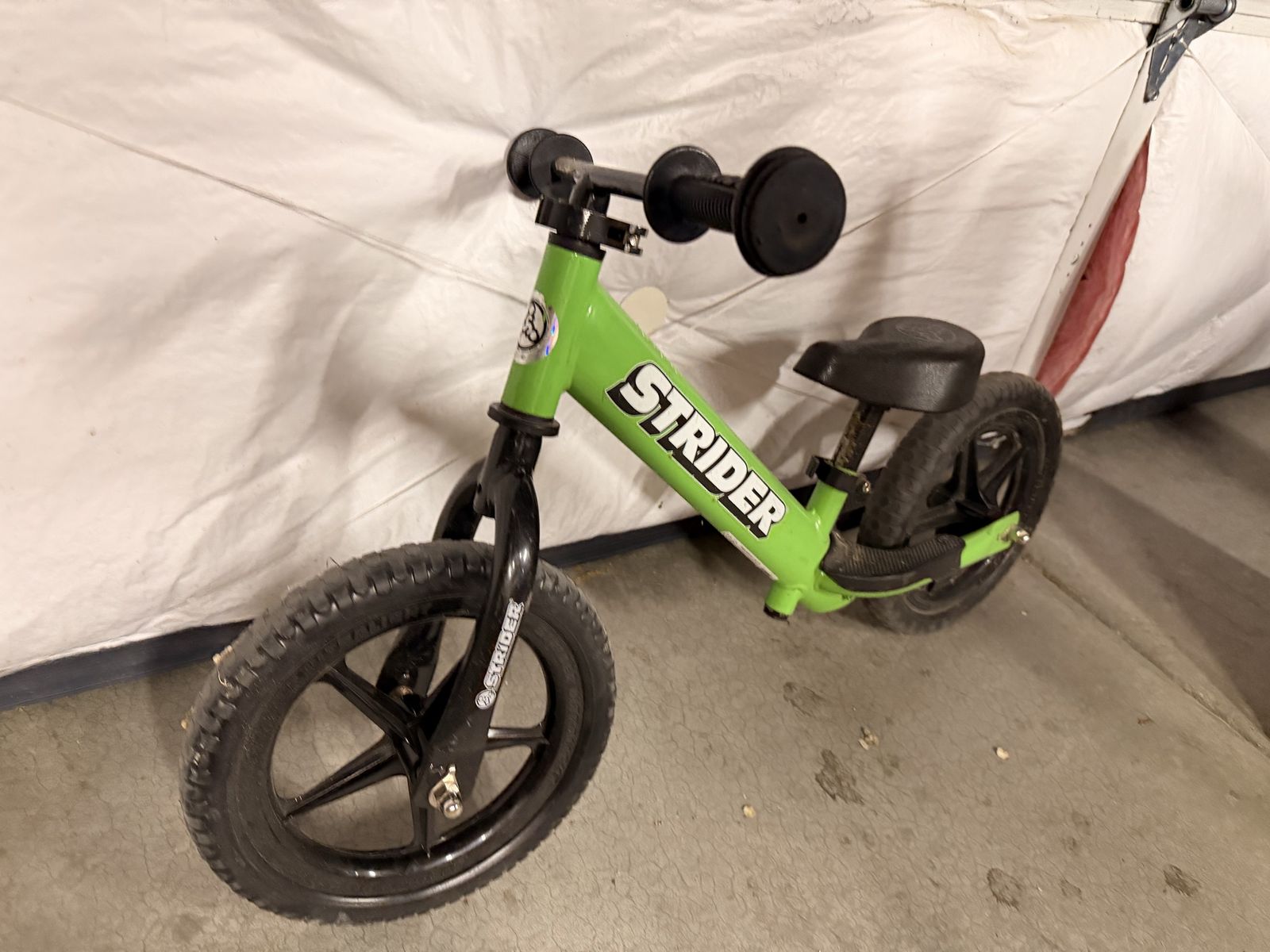 Strider 12 Sport Balance Bike - Green Kids Training Bicycle