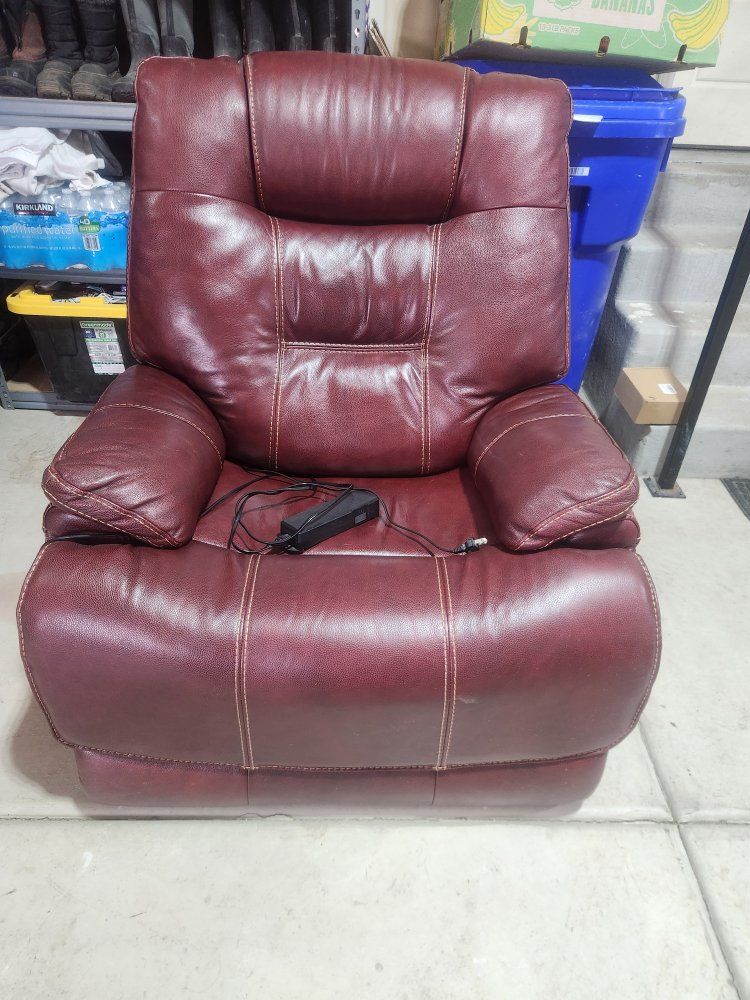 power leather recliner
