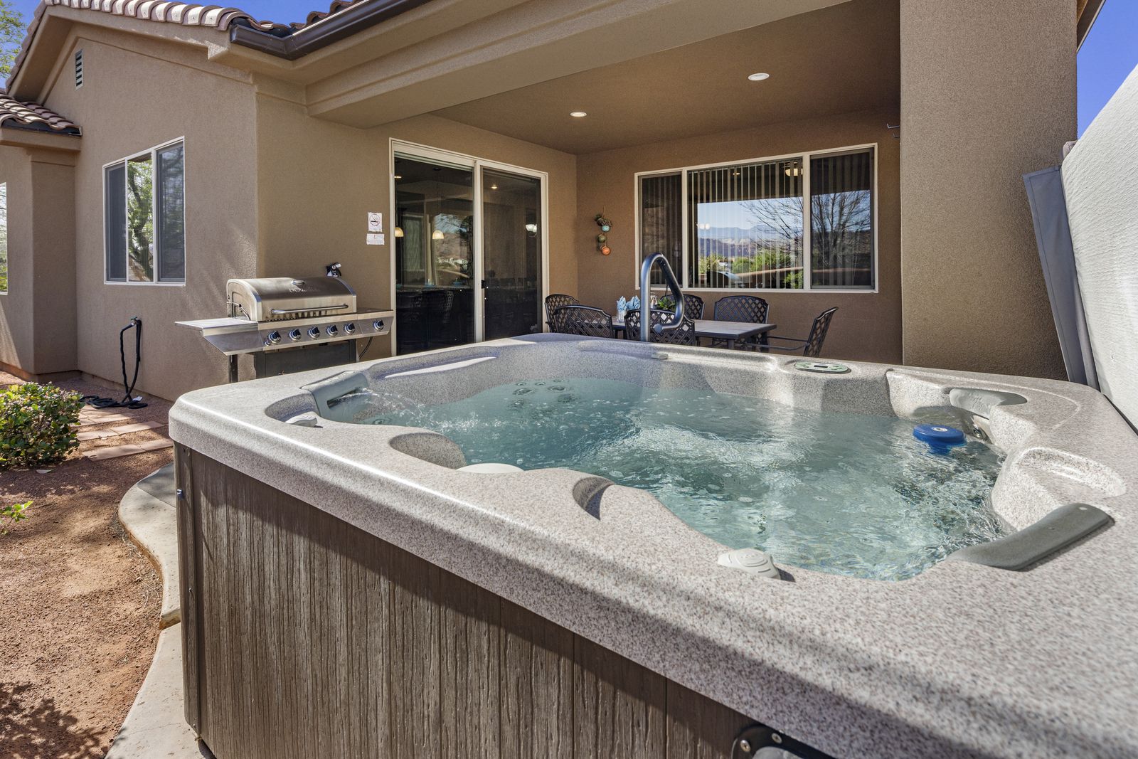 Paradise Village 10