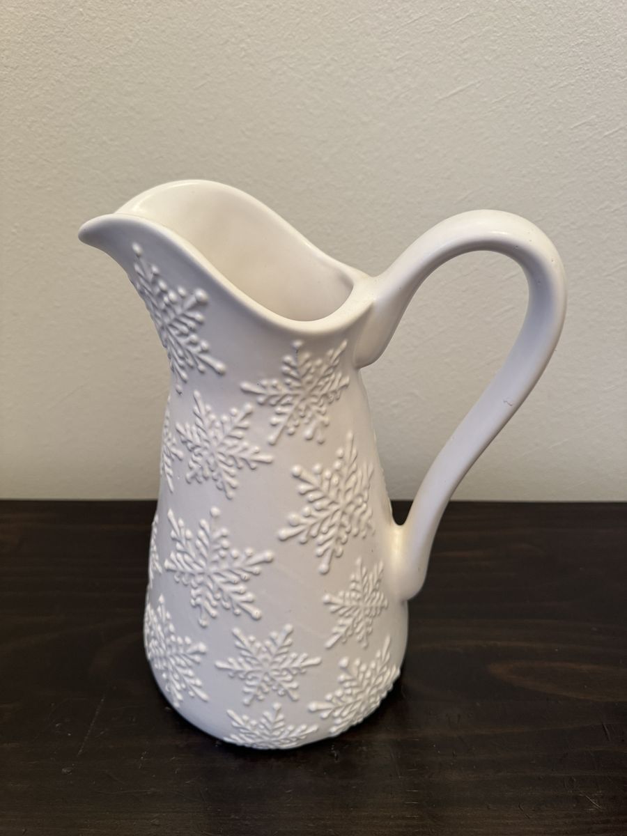 Large Farval Ceramics White Snowflake Pitcher