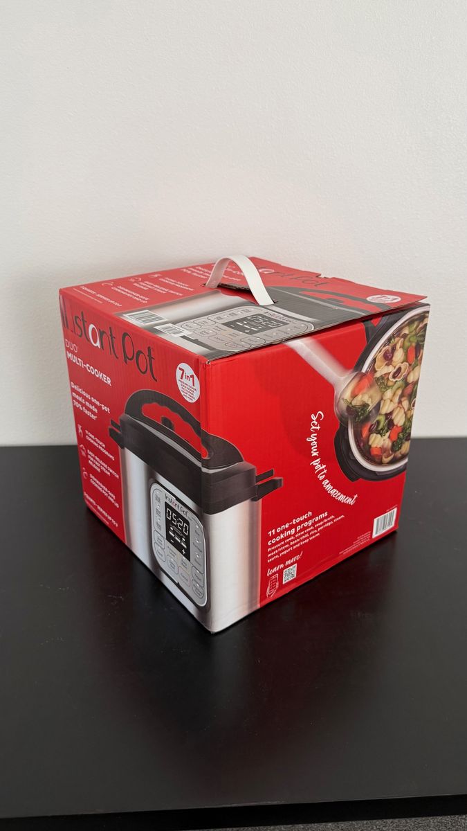 New! Instant Pot 3 QT Pressure Cooker