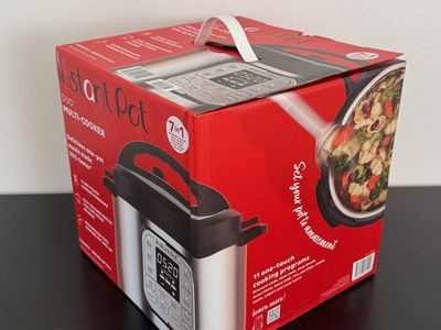 New! Instant Pot 3 QT Pressure Cooker