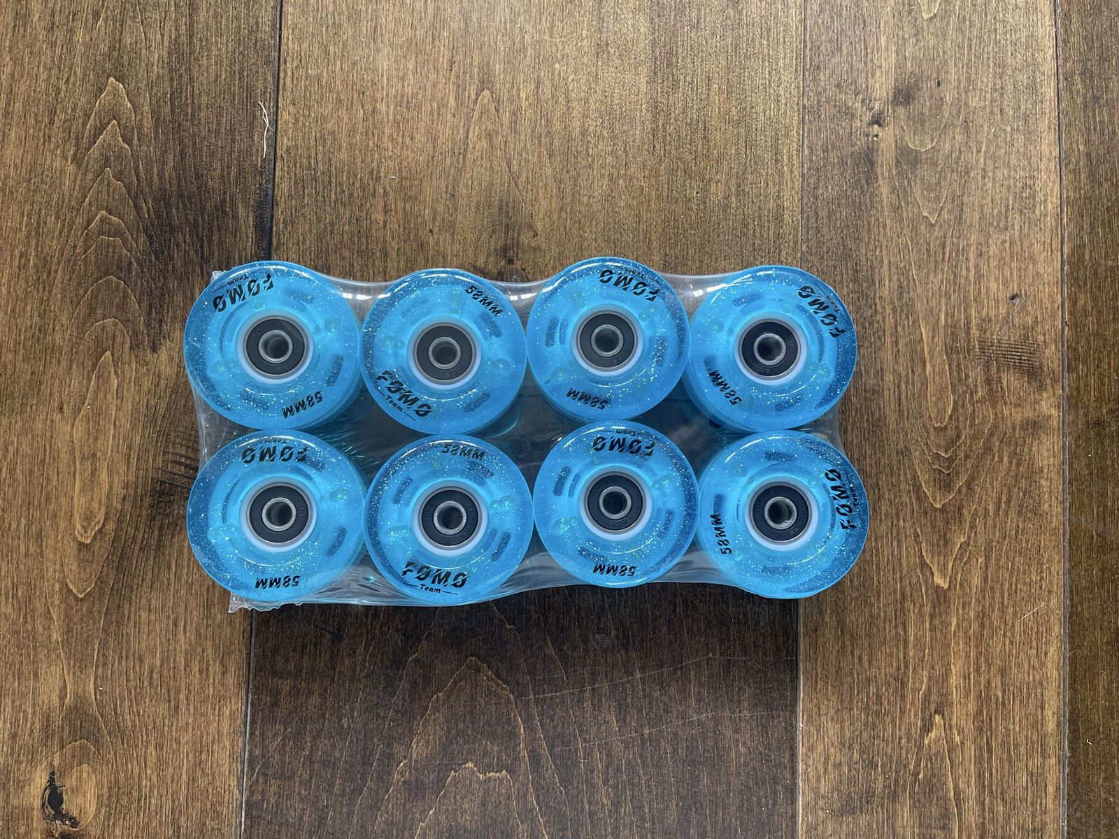 New! FOMO Team lightup Skate Wheels (8 pack) - Icy Blue