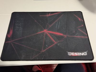 Gaming mouse pad