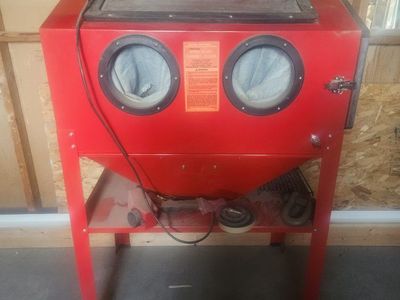 central pneumatic steel blast cabinet