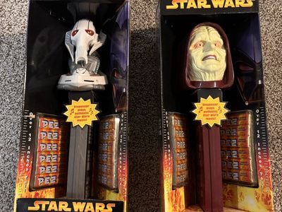 Star Wars General Grievous & Emperor Palpatine Giant PEZ Candy Dispensers 2005 - New in Box