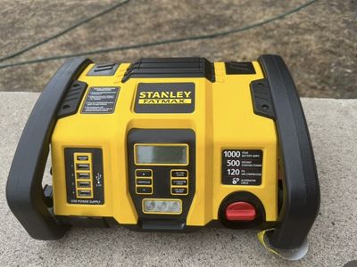 Stanley FatMax 1000 Peak Amp Jump Starter with 120 PSI Air Compressor