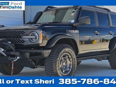 2022 Ford Bronco Everglades Advanced