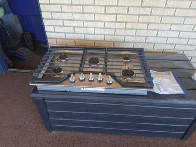 Wirlpool gas 5 burner stove top