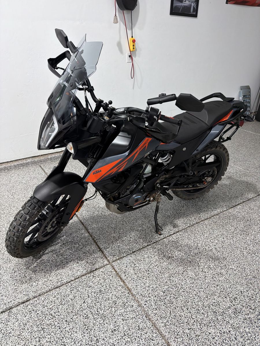 Main image 4