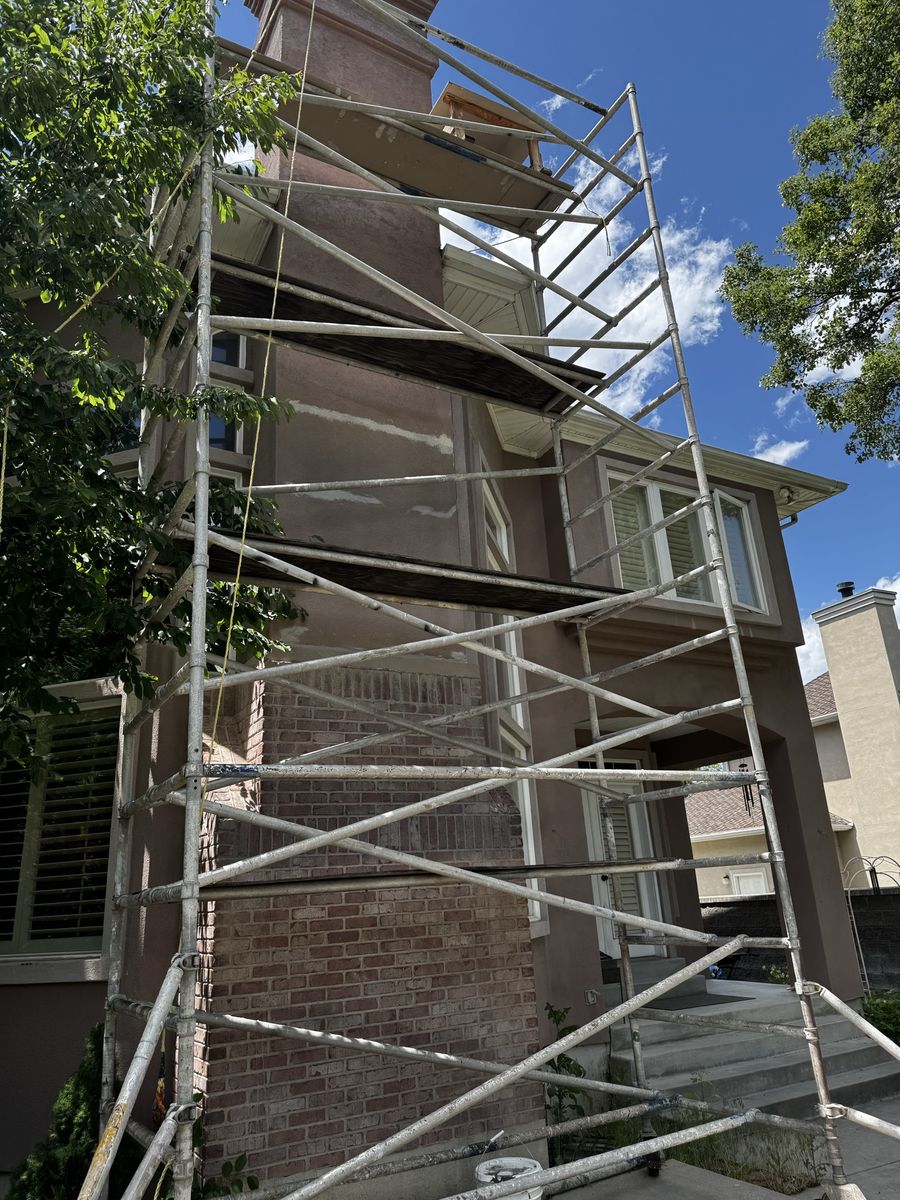 Heavy-Duty Scaffolding Tower System