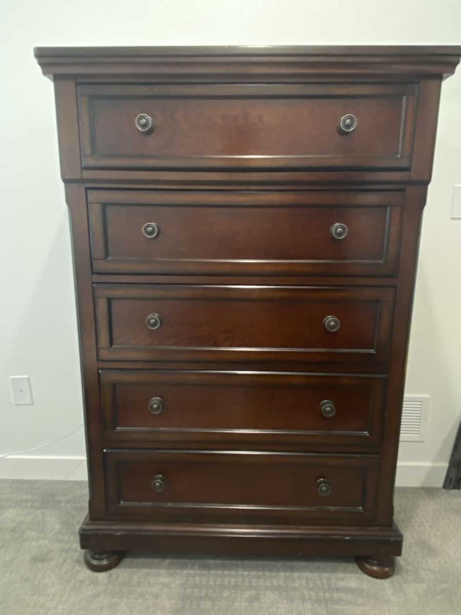 Main image 2