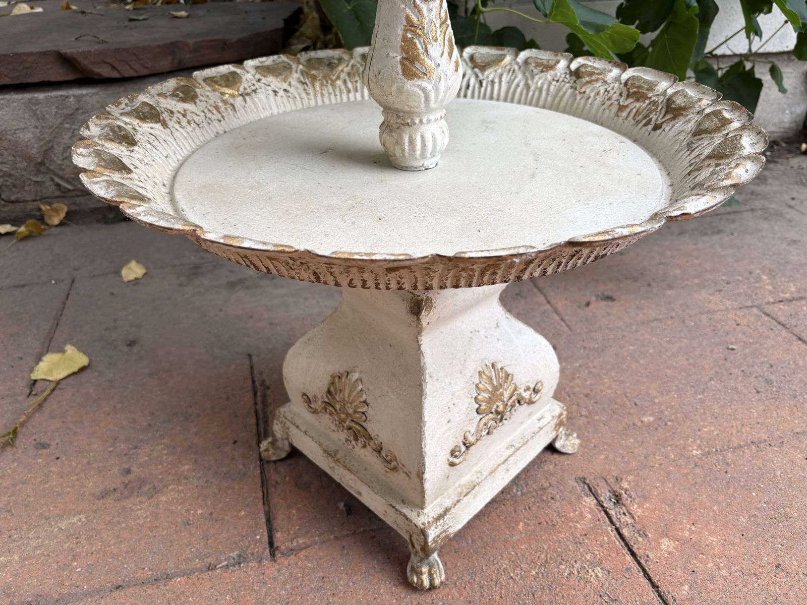 Main image 3