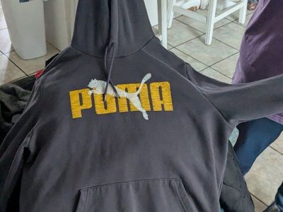 Puma Men's Gray Hoodie with Yellow Logo - Size M