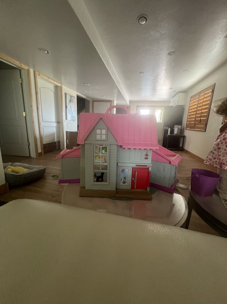 Main image 2