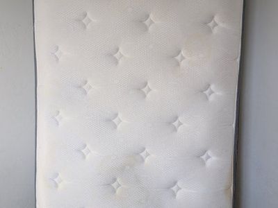 Twin Mattress - White Pillow Top