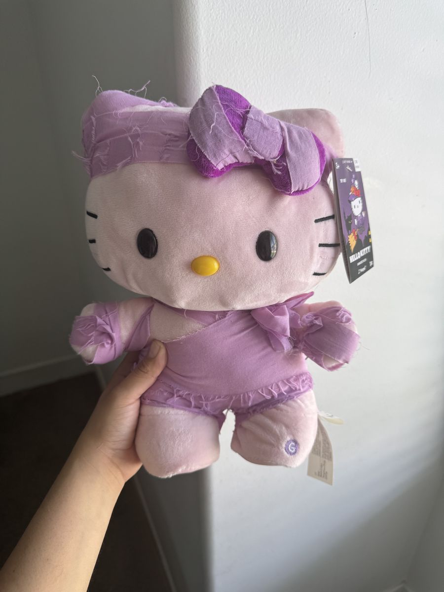 Hello Kitty moving plush