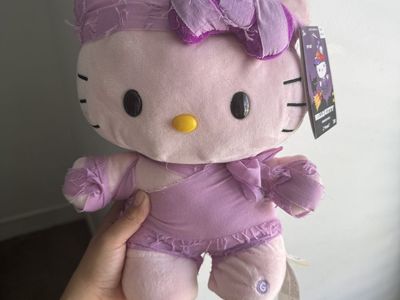 Hello Kitty moving plush
