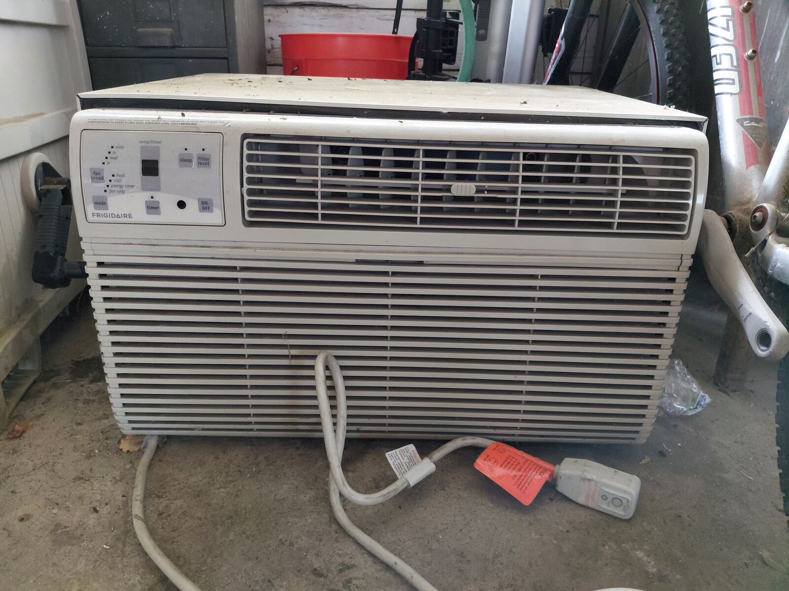 Window Mount Heat Pump/AC