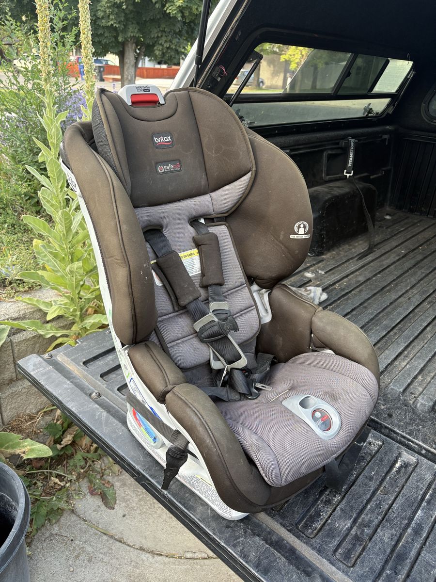 Britax Marathon G4.1 Convertible Car Seat - SafeCell Impact Protection - Clean, Used