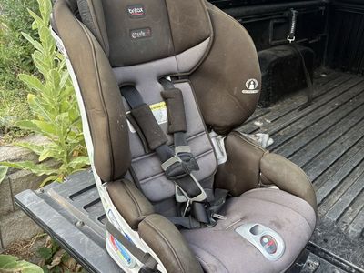 Britax Marathon G4.1 Convertible Car Seat - SafeCell Impact Protection - Clean, Used