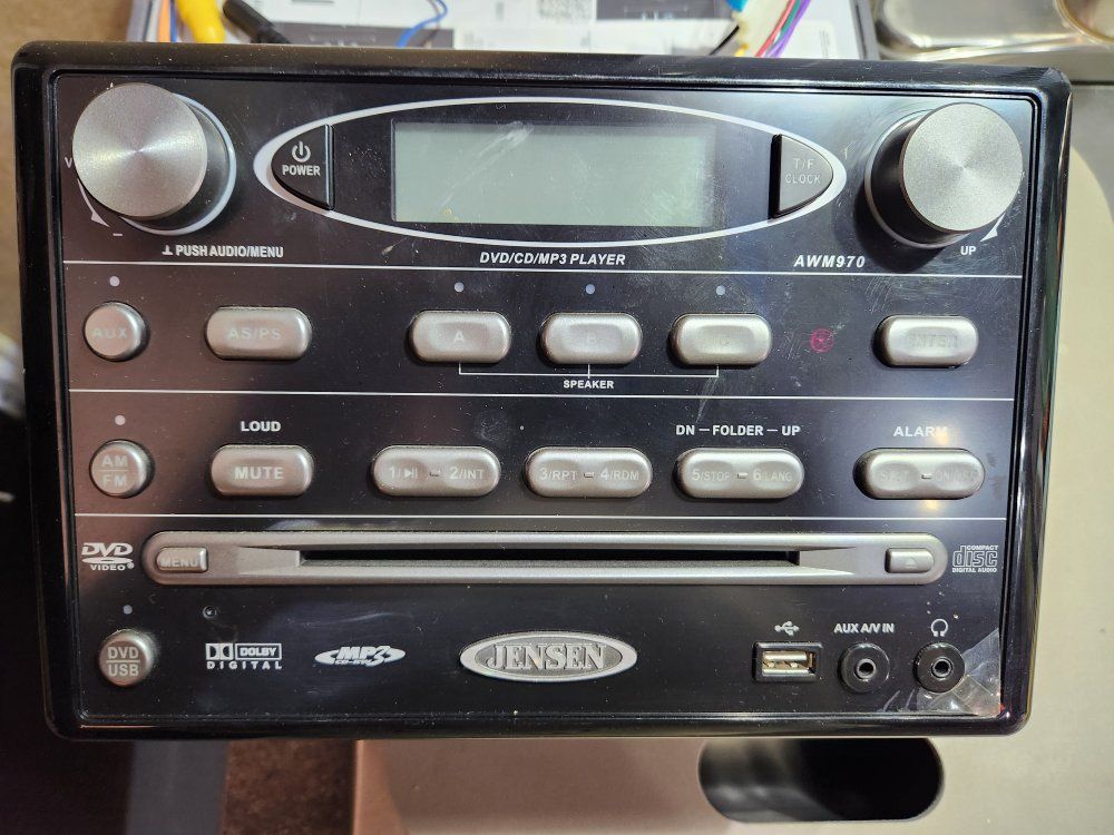Jensen RV Stereo & DVD player