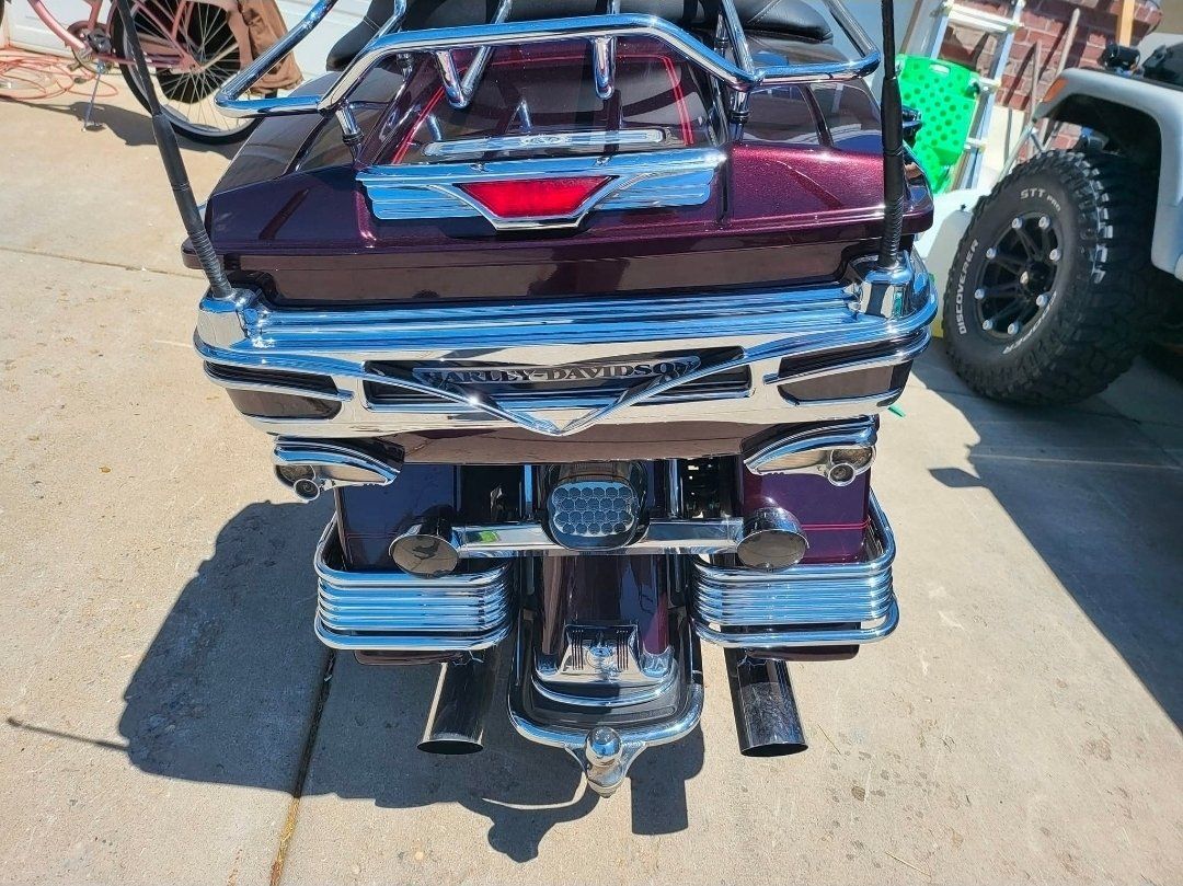Main image 3